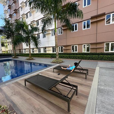 Starlight Suites Trece Martires Exteriér fotografie