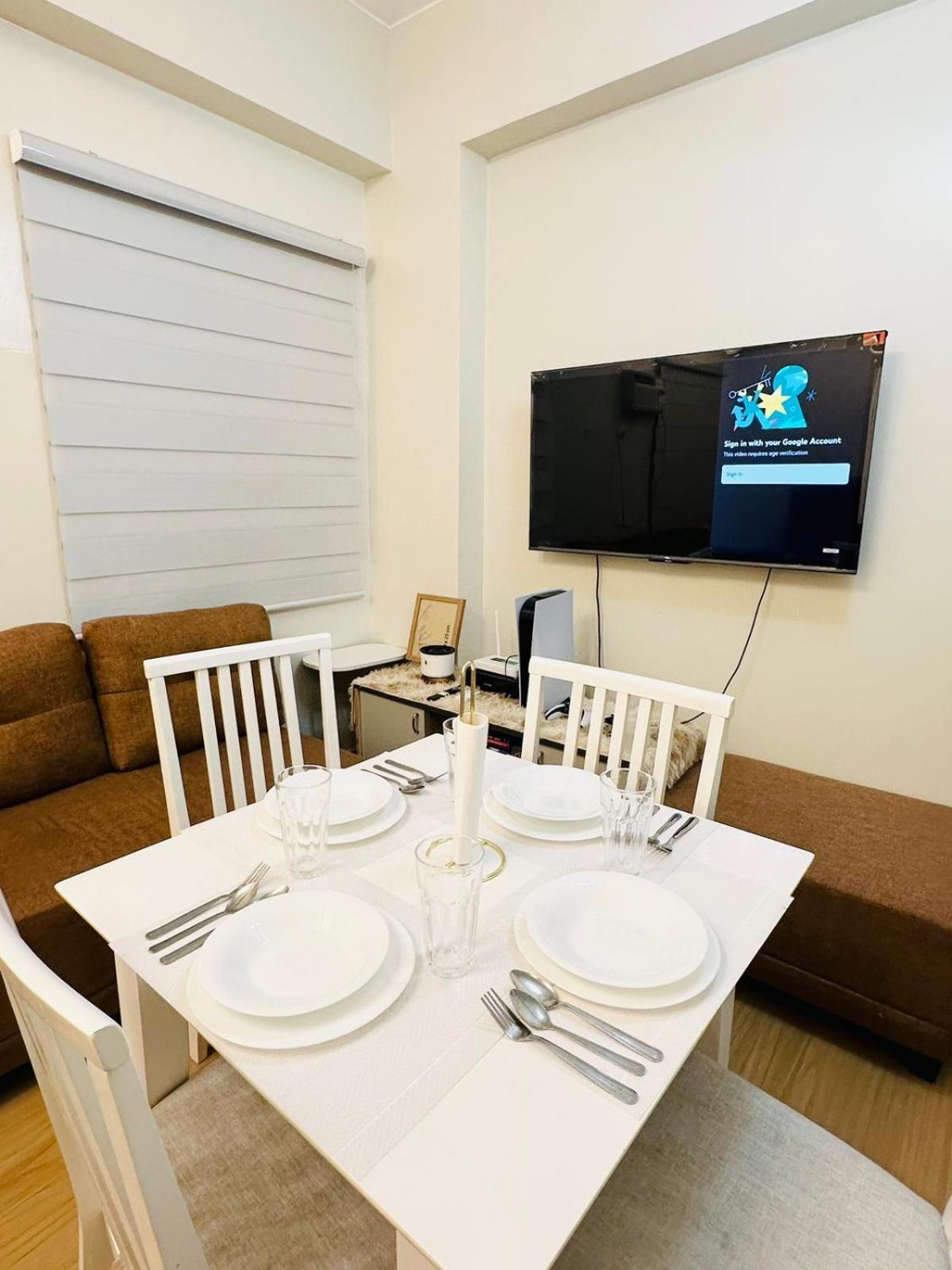 Starlight Suites Trece Martires Exteriér fotografie